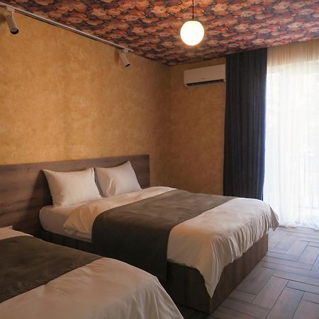 Hotel Hills In Old Tbilisi Exterior photo